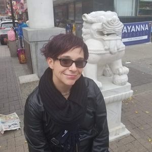 Meet your Posher, Carla m.